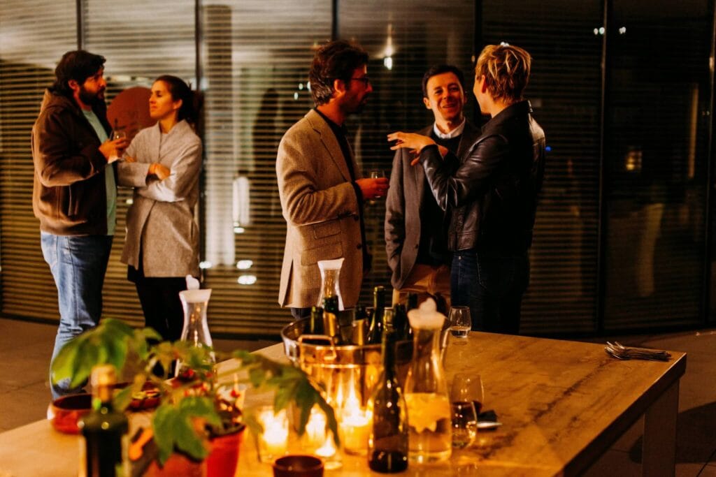 Als vakman samenwerken met aannemers en andere vakmannen in Amsterdam: de beste tips om te netwerken!