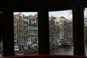 Slot vervangen na inbraak in Amsterdam: stap voor stap uitgelegd
